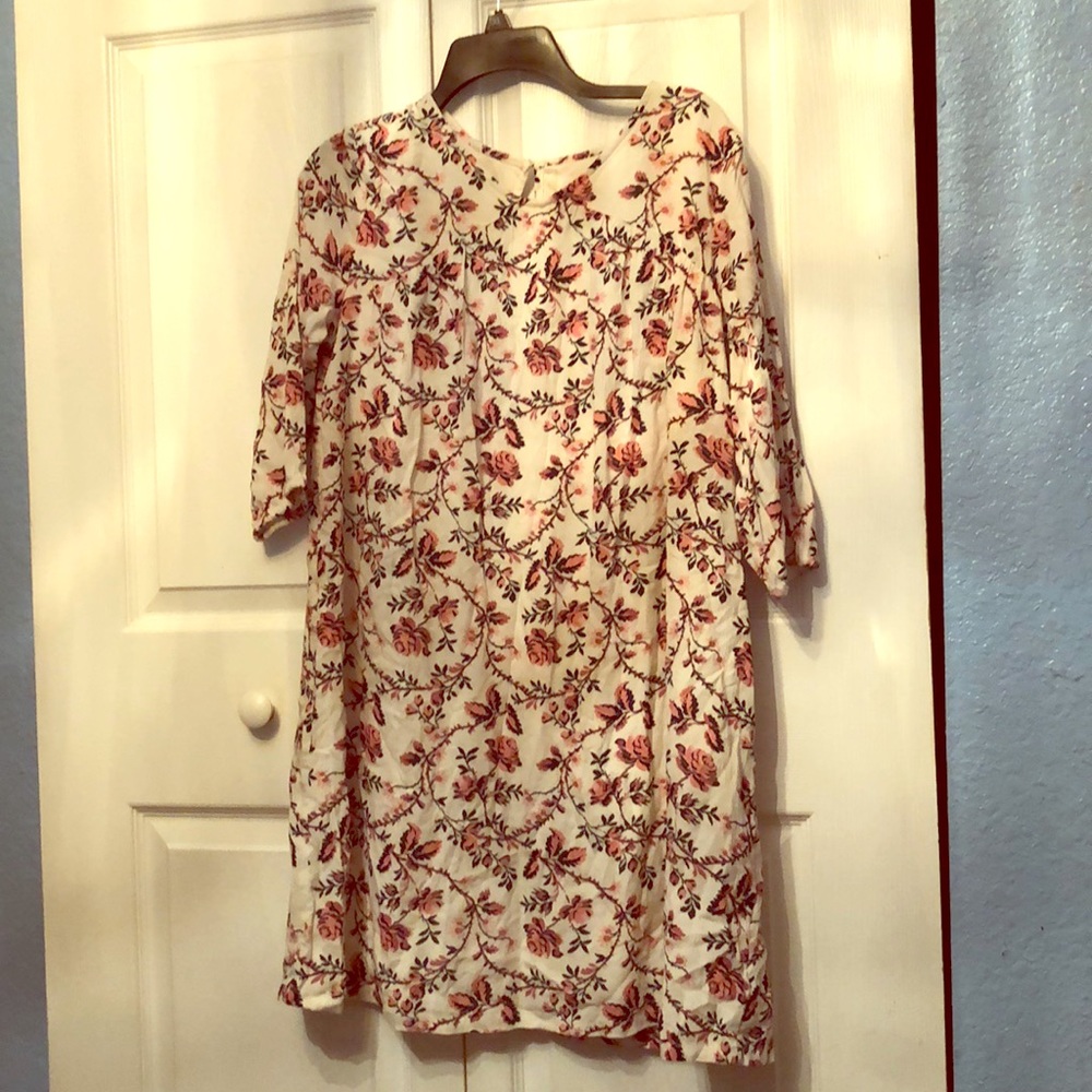 Old navy flower dress
